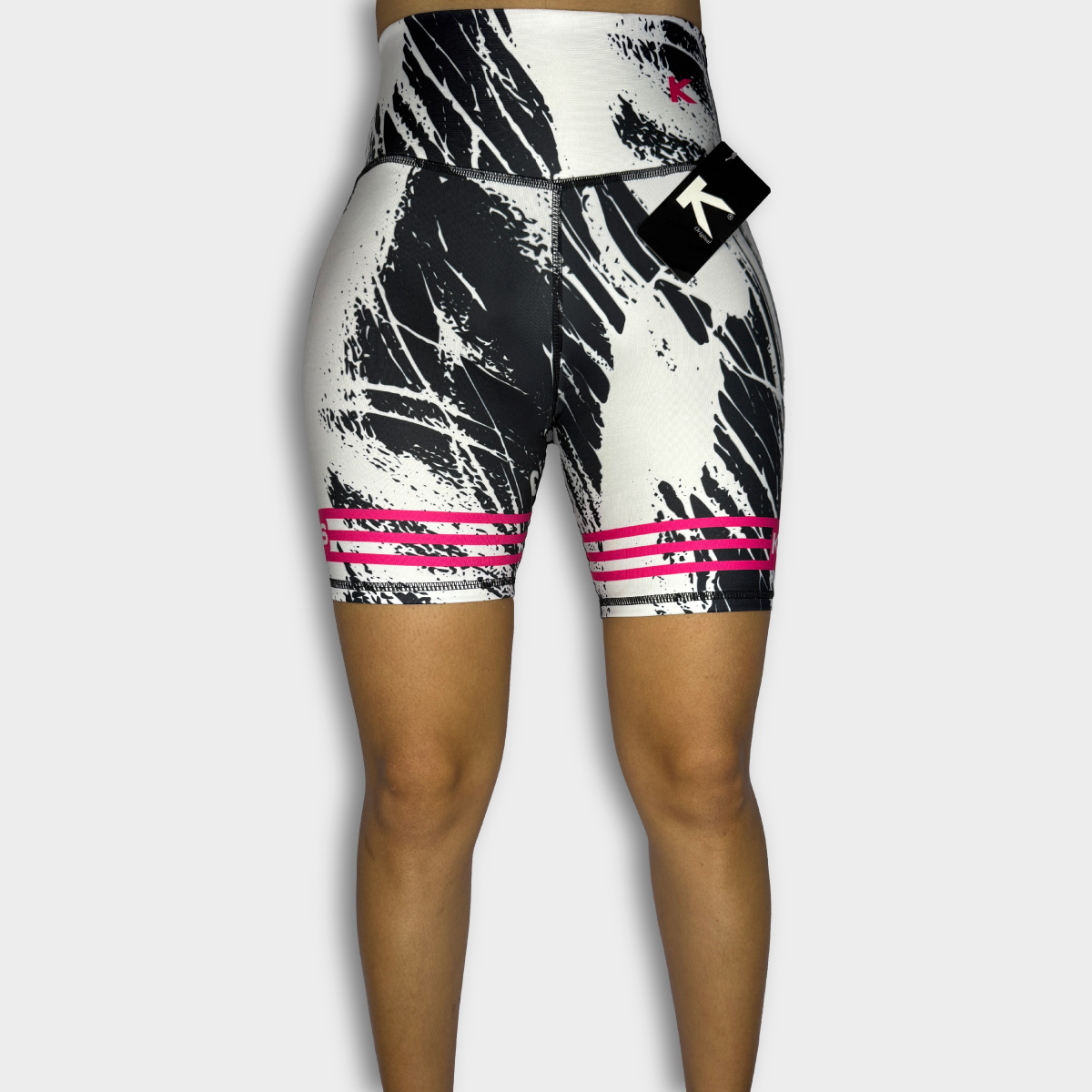 Short Black and White