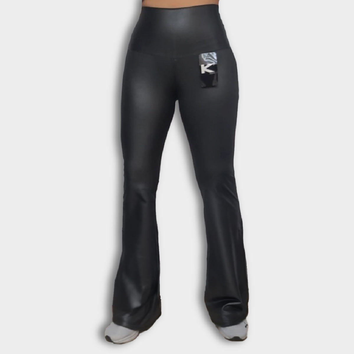 Leggins efecto cuero bota campana